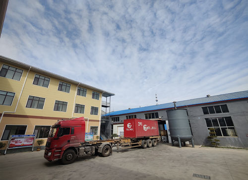 Najnowsze wiadomości firmy o Flexitank jest hermetyczną, składaną i elastyczną torbą/pęcherzem, który jest umieszczony w 20-calowym kontenerze DV i opiera się na ścianach i podłodze kontenera 20-stopowego suchej furgonetki, aby pomieścić worek z płynnym ładunkiem masowym.