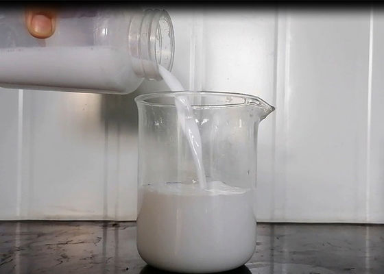Emulsja wosku parafinowego Wosk naturalny Anionowy polimer Emulsja wosku syntetycznego 31%
