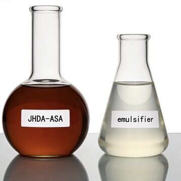 Dobra cena. Wysoka czystość (> 98%) Funkcjonalny emulgator chemiczny ASA z szybkim okresem utwardzania i pokryciem pojedynczej cząsteczki do rozmiarowania papieru w Internecie